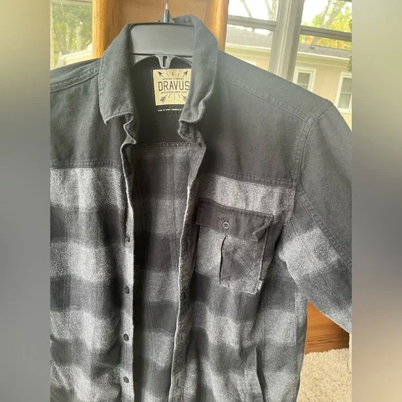 Men’s Dravus Black and Grey Flannel - Picture 2 of 3